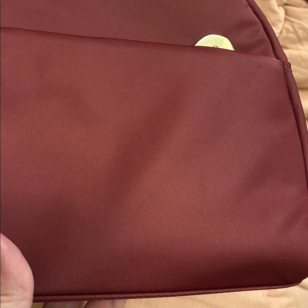 Lo & Sons Nouvelle Crossbody Bag - Cabernet - Picture 3 of 8